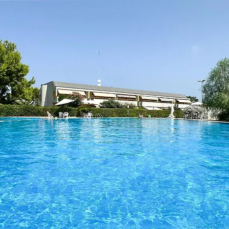 Cozy Tam Μπάρι